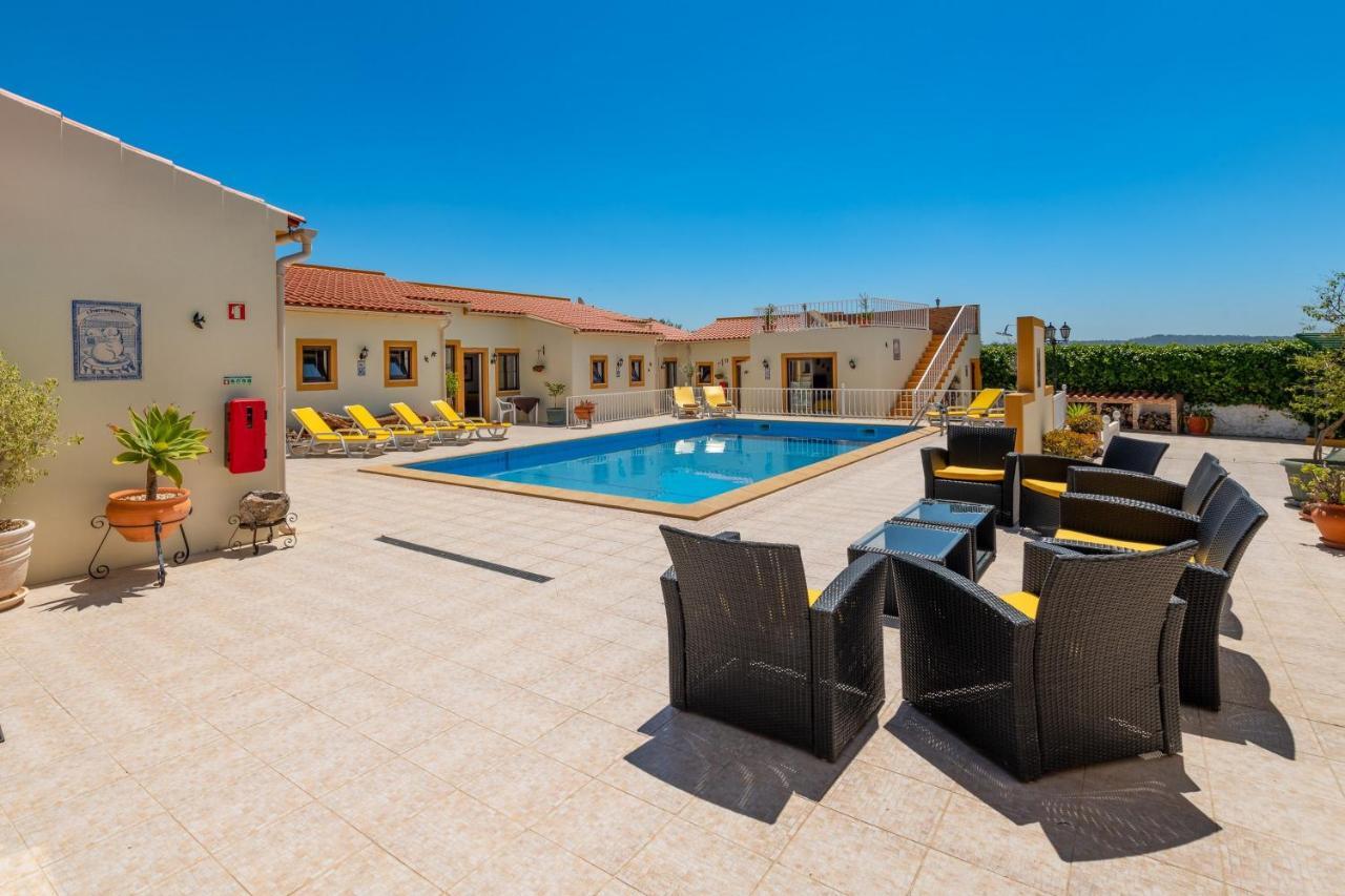 Bed and Breakfast Casa Dos Ninos Сан-Бартоломеу-де-Мессинеш Экстерьер фото